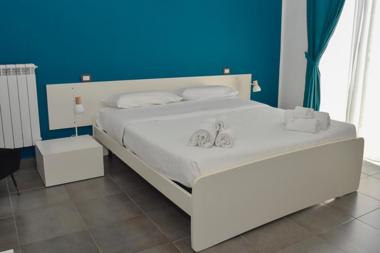 Rooms 19 - Rooms And Breakfast ปาแลร์โม ภายนอก รูปภาพ